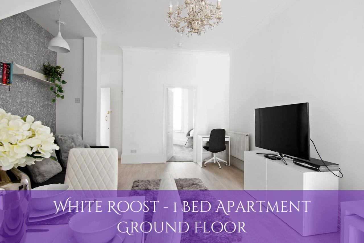 The Roost Group - Stylish Apartments เกรฟเซ็นด์ ภายนอก รูปภาพ